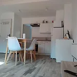 Studio-cosy 3*